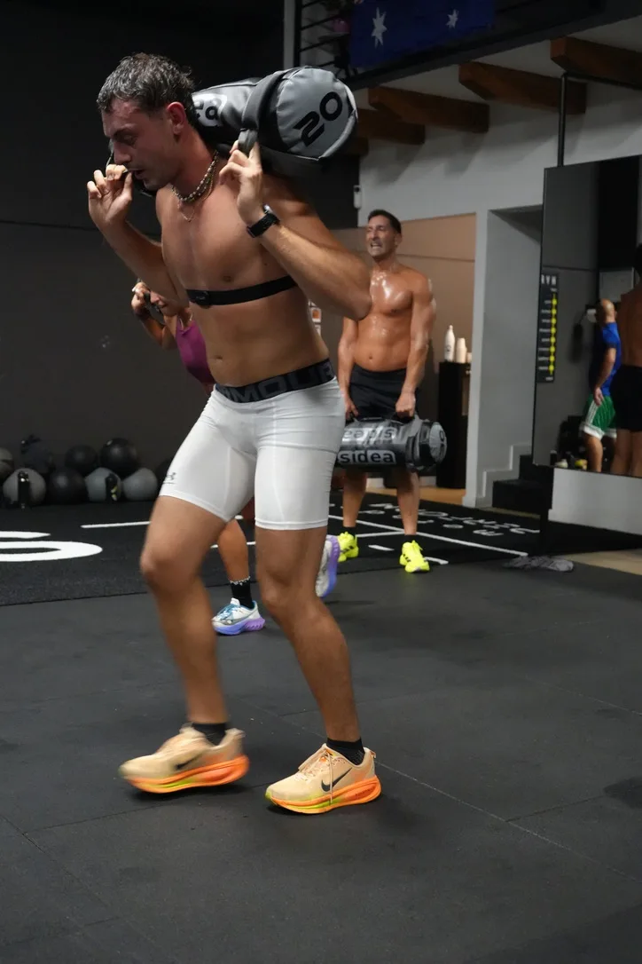 Affondi con sandbag