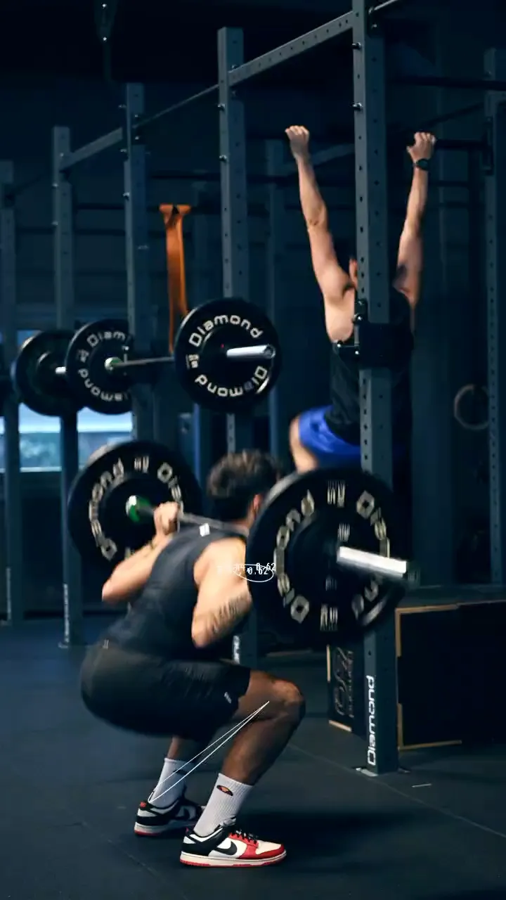 Squat con bilanciere alla rack